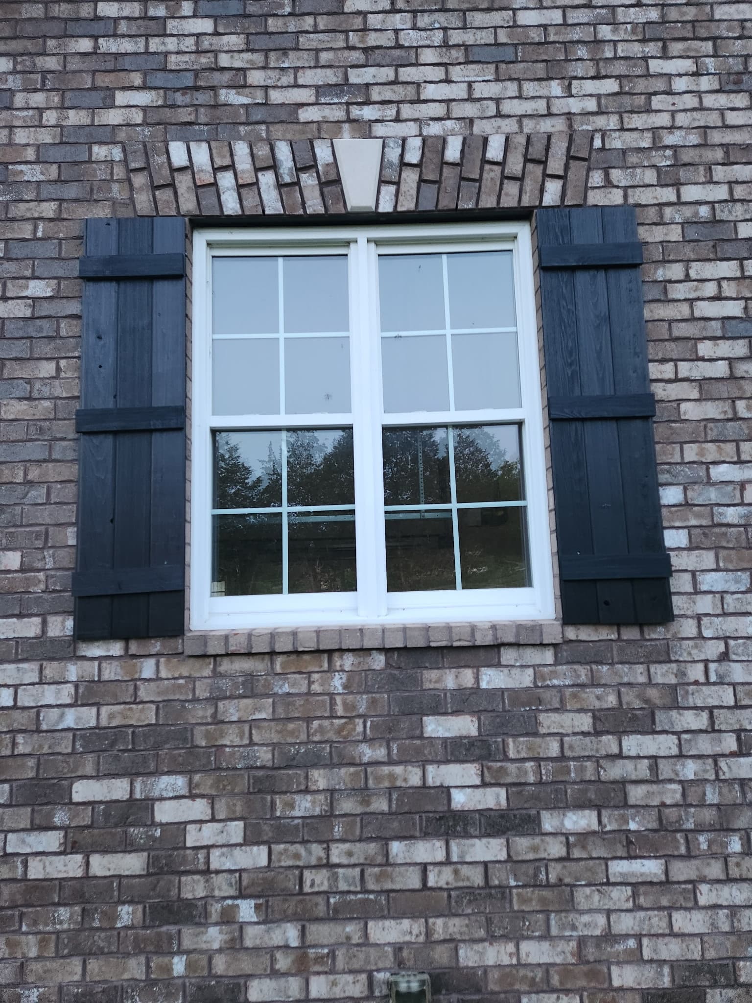 Corner angle view — true 7/8 inch thickness visible