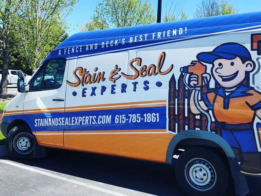 Get an Instant Quote From a Reliable Tennessee Fence Staining Company