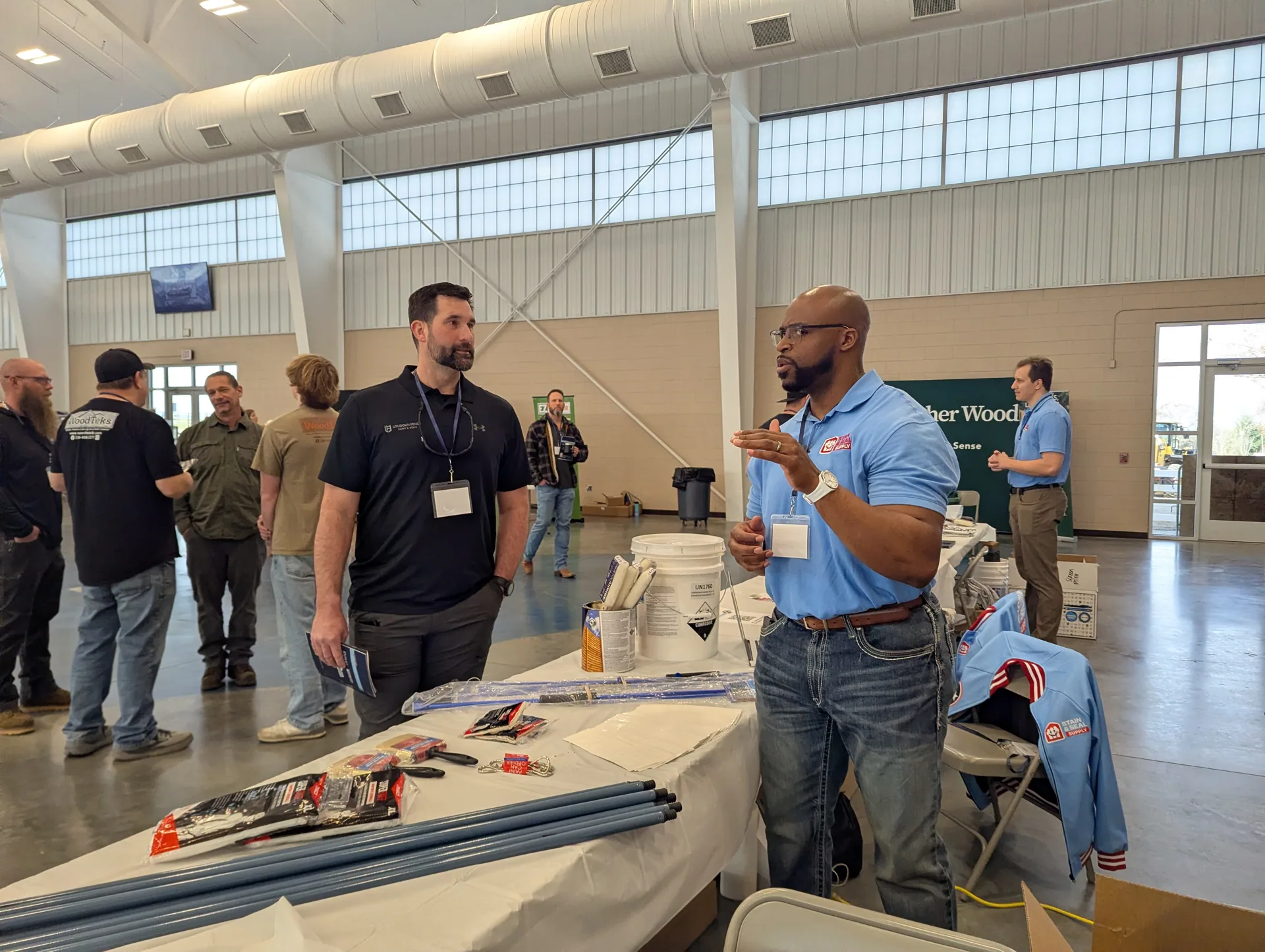 Industry leaders talking on the expo floor